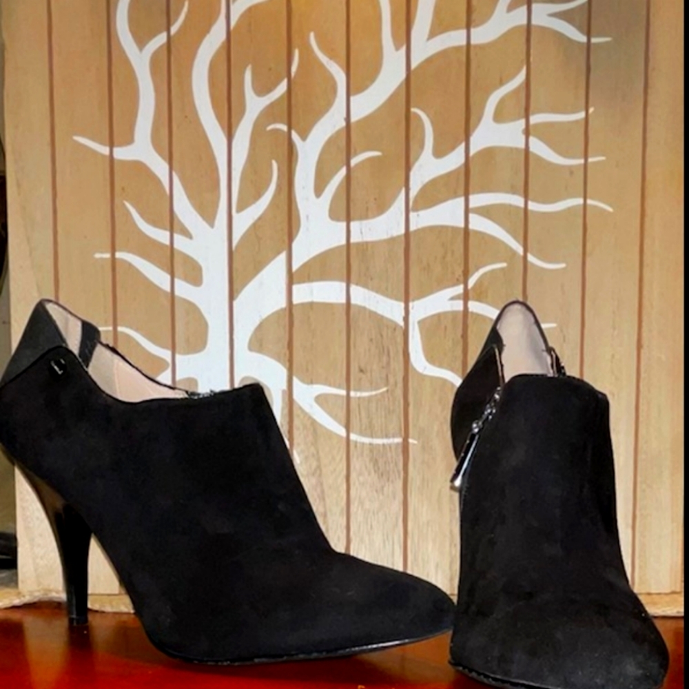 Calvin Klein Suede Heels Size 9